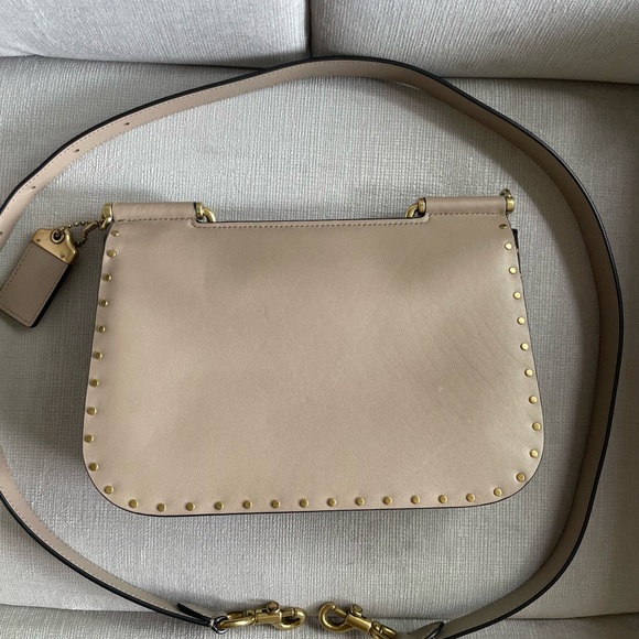 Coach Ellie Crossbody with Rivets 76912 Glovetanned leather - Picture 4 of 16